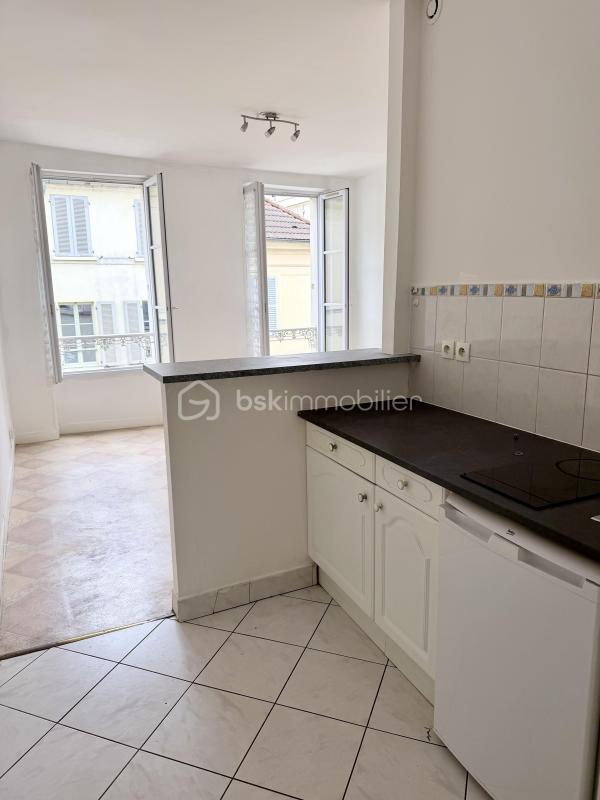 Studio - 24 m² - 1 pièce