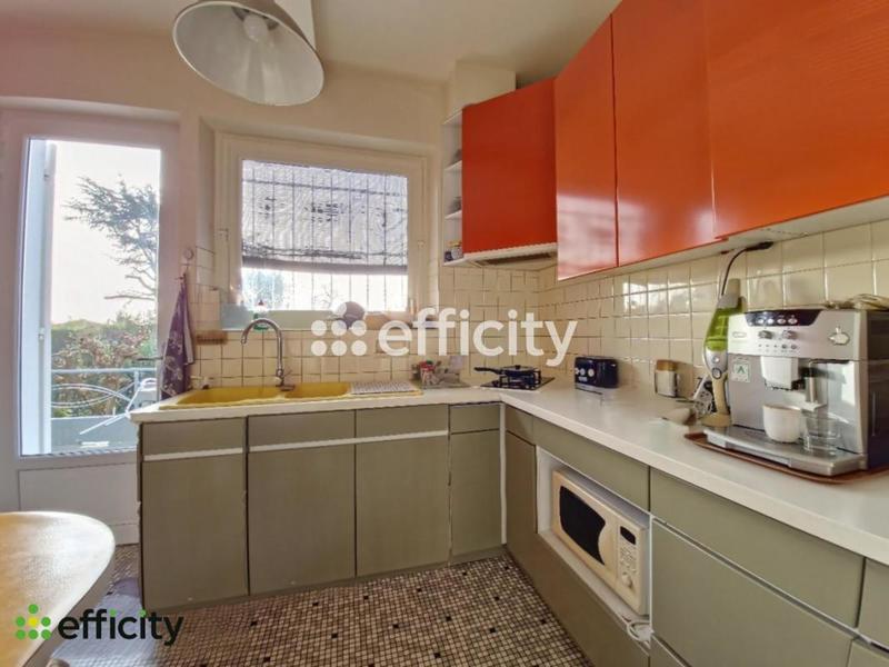 Maison - 174 m² - 5 pièces