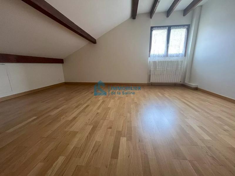 Maison - 168 m² - 7 pièces