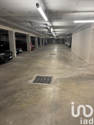 Parking - 11 m²