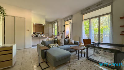 Appartement - 79 m² - 3 pièces