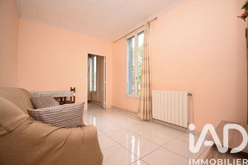 Immeuble - 180 m² - 5 pièces