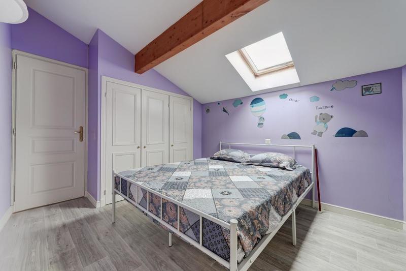 Villa - 332 m² - 6 pièces