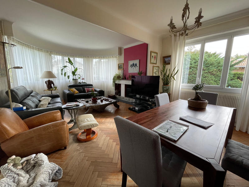 Maison - 140 m² - 5 pièces