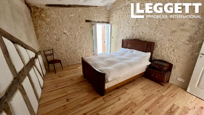 Maison - 227 m² - 7 pièces