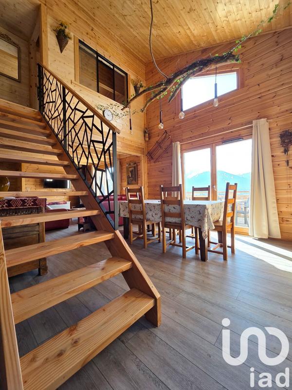 Châlet - 188 m² - 7 pièces