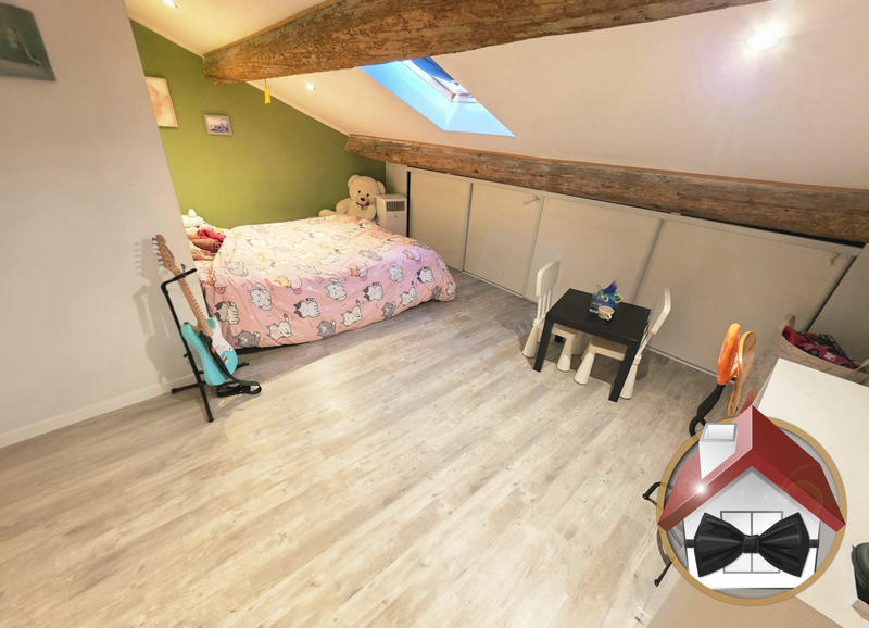 Appartement - 100 m² - 4 pièces