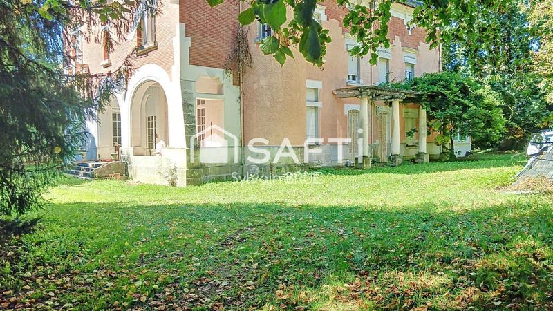 Château - 433 m² - 12 pièces