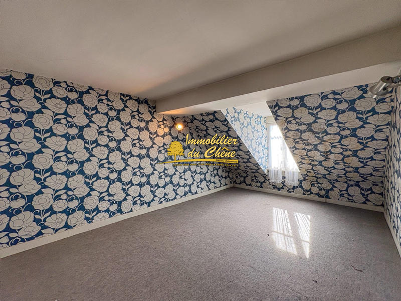 Maison - 206 m² - 9 pièces