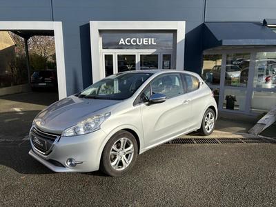 Peugeot 208 1.6l Hdi 90 Cv Allure - Kit Distribution Fait en 2025