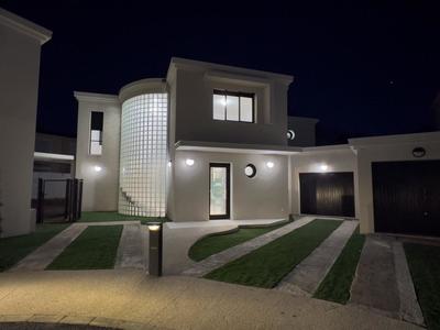 Maison - 109 m² - 4 pièces