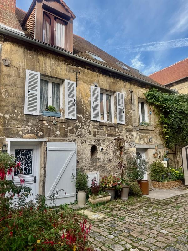 Maison - 142 m² - 6 pièces