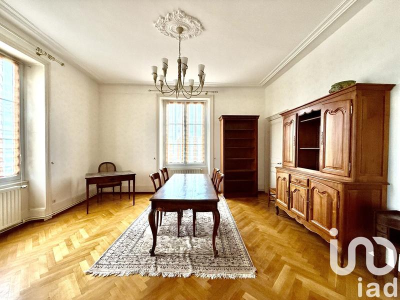 Appartement - 81 m² - 3 pièces