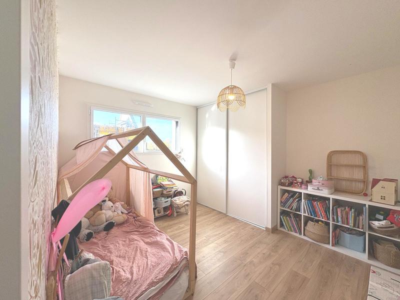 Maison - 143 m² - 6 pièces