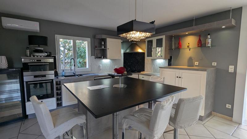 Maison - 139 m² - 4 pièces