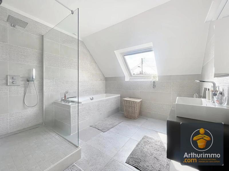 Maison - 132 m² - 7 pièces