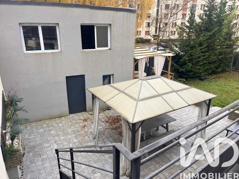 Maison - 120 m² - 7 pièces