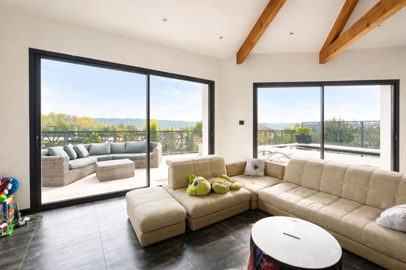 Villa - 156 m² - 6 pièces