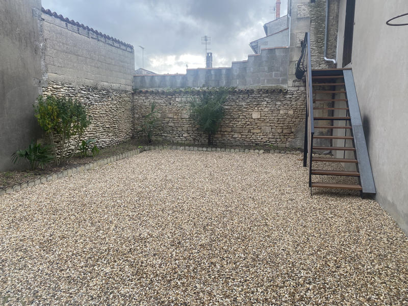 Maison - 104 m² - 5 pièces