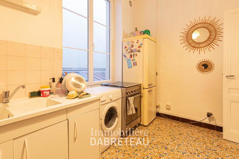 Appartement - 94 m² - 2 pièces