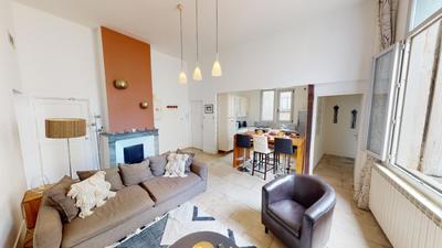 Appartement - 90 m² - 3 pièces