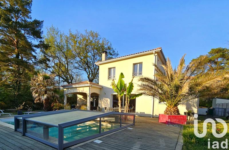 Maison - 176 m² - 7 pièces