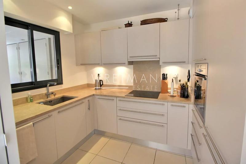 Villa - 100 m² - 5 pièces