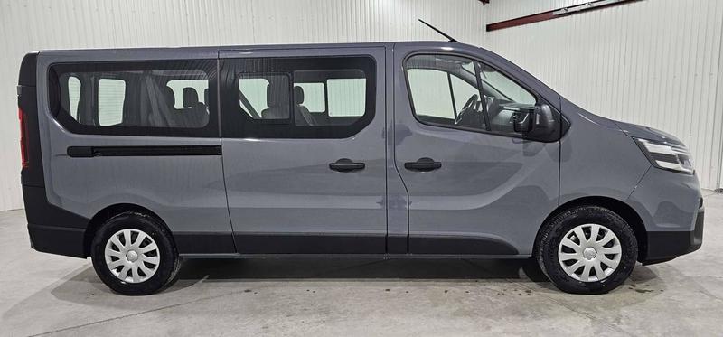 Nissan Primastar Combi L2h1 3.0t 2.0 dCi 170 s/S Bva9 n-Connecta 9 Places