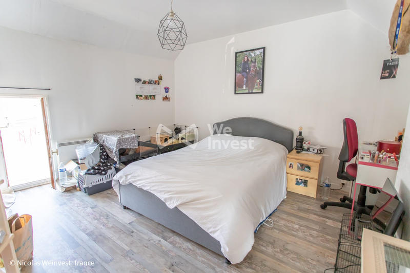 Maison traditionnelle - 93 m² - 5 pièces