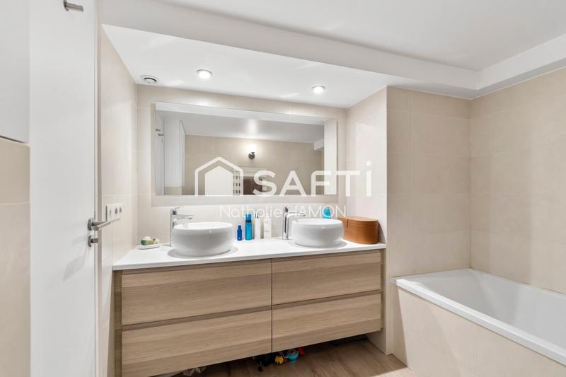 Appartement - 100 m² - 5 pièces