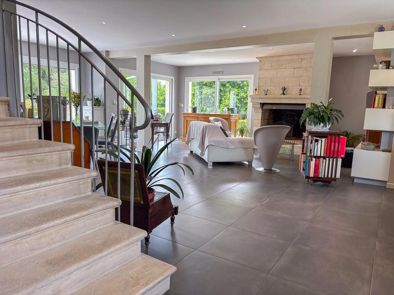 Maison contemporaine - 200 m² - 6 pièces