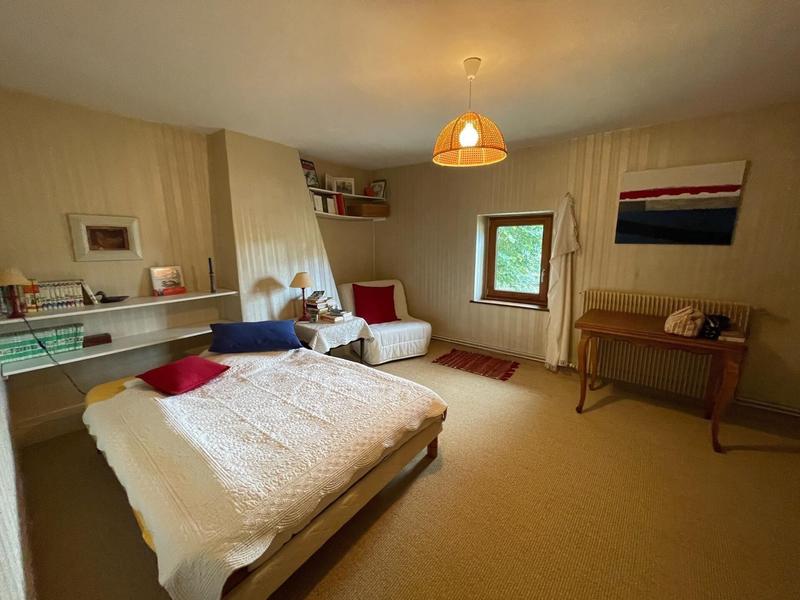 Maison - 200 m² - 8 pièces