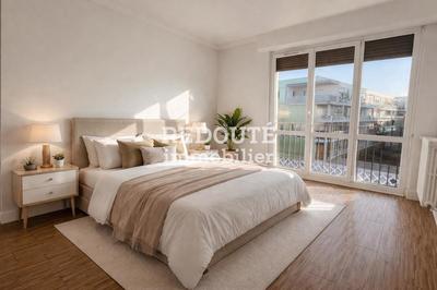 Appartement - 130 m² - 6 pièces