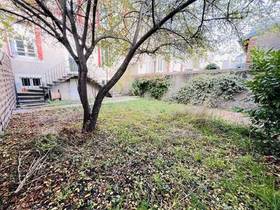 Appartement - 104 m² - 4 pièces