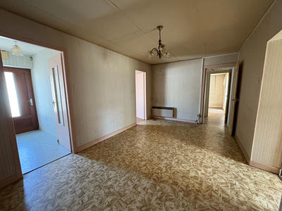 Maison - 75 m² - 5 pièces