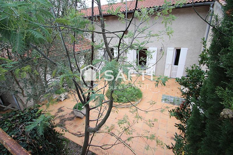 Maison - 202 m² - 7 pièces