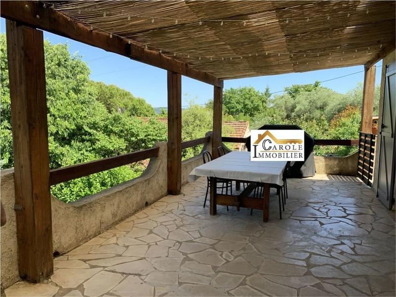 Propriété - 239 m² - 8 pièces