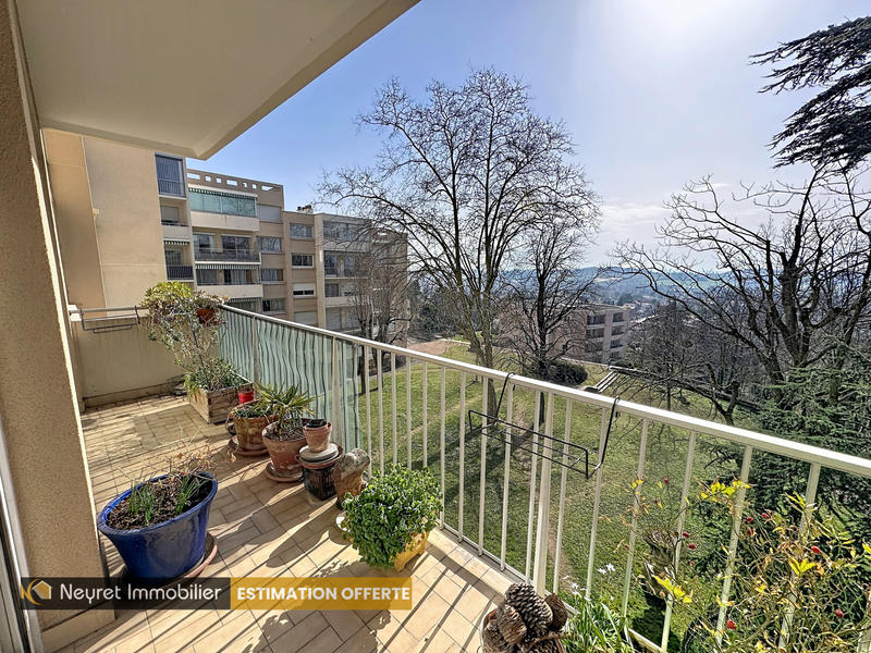 Appartement - 88 m² - 4 pièces