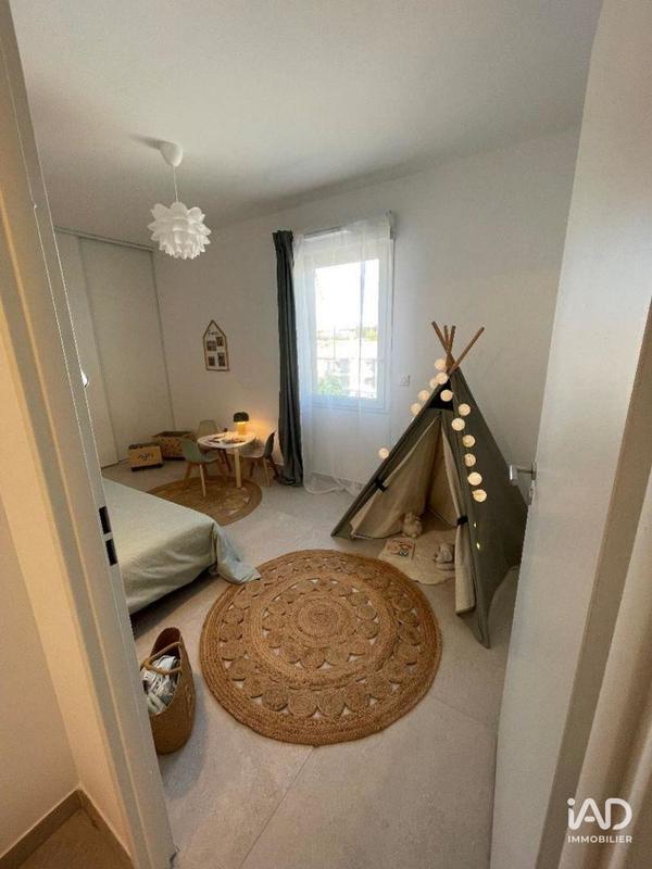 Appartement - 94 m² - 4 pièces