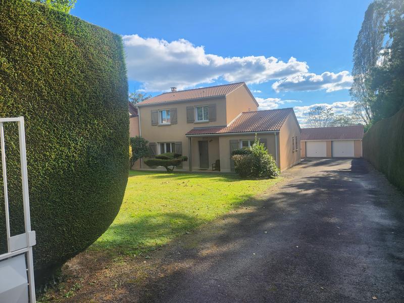 Maison - 139 m² - 7 pièces