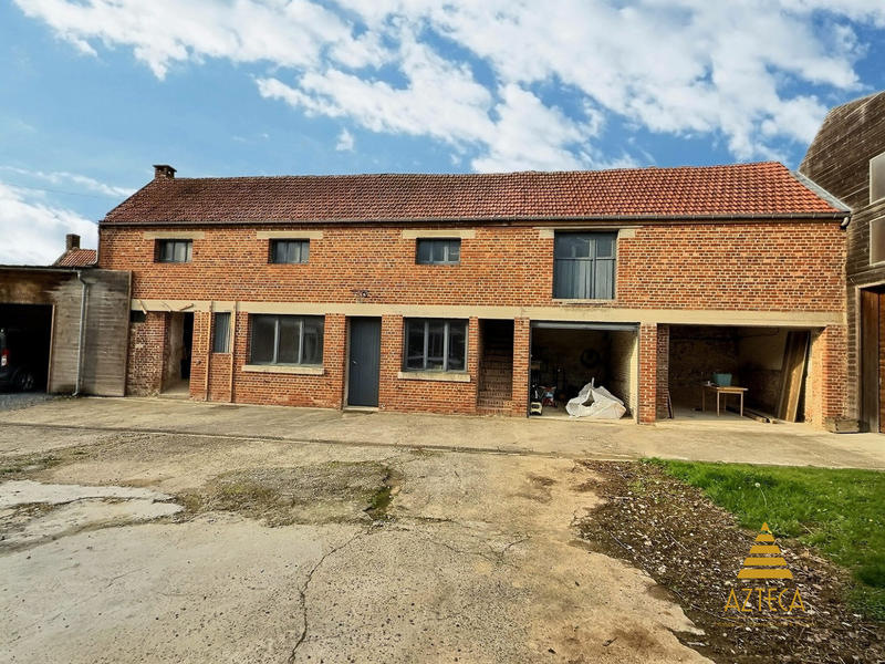 Maison - 176 m² - 8 pièces