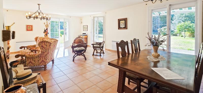 Maison - 143 m² - 4 pièces