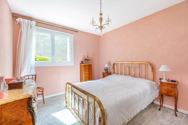 Appartement - 80 m² - 3 pièces