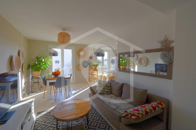 Appartement - 60 m² - 3 pièces