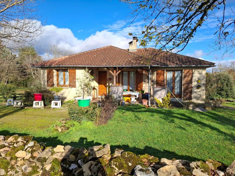 Maison - 184 m² - 7 pièces