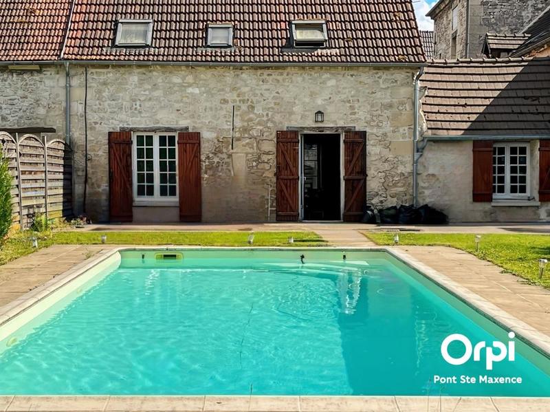 Maison en pierre - 100 m² - 4 pièces