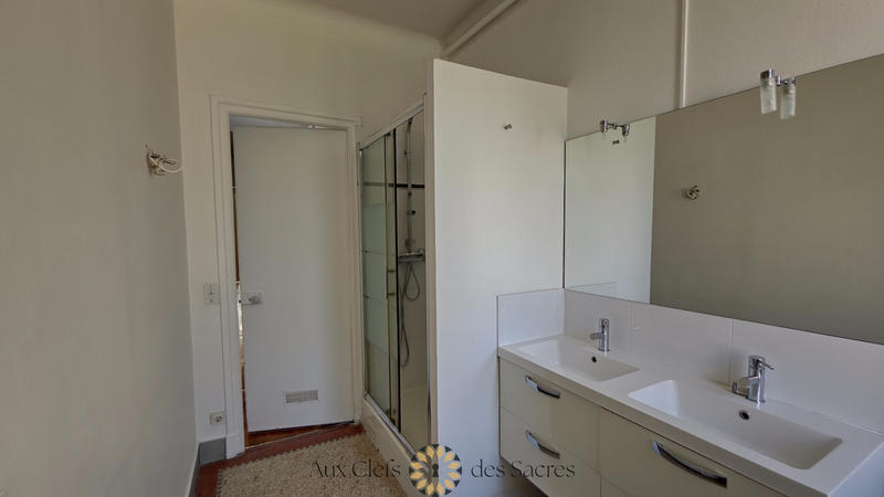 Appartement - 147 m² - 5 pièces