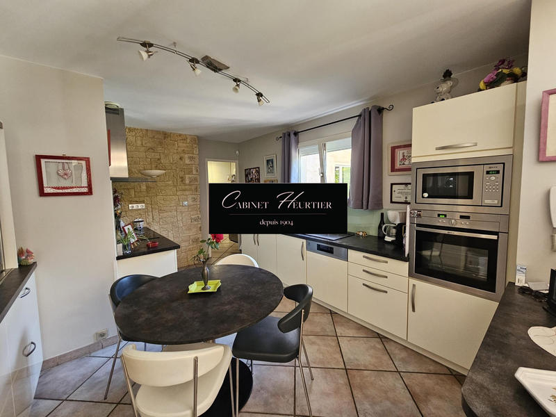 Maison - 141 m² - 7 pièces