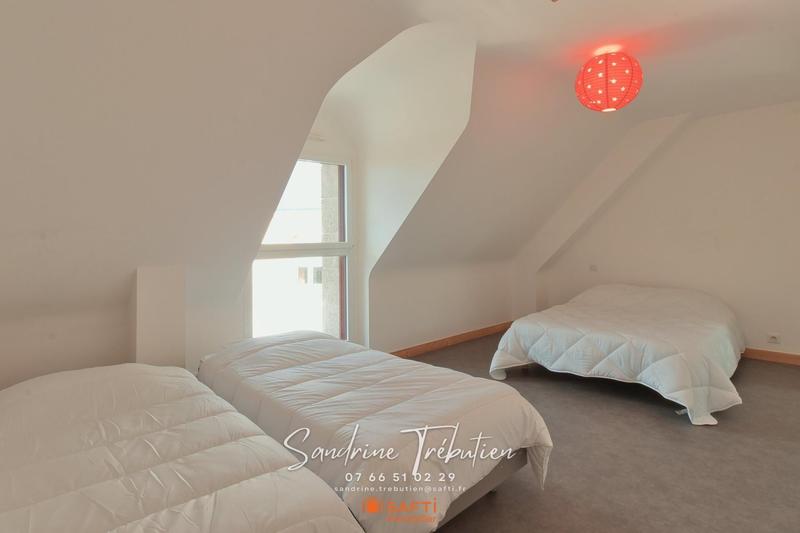 Maison - 145 m² - 5 pièces