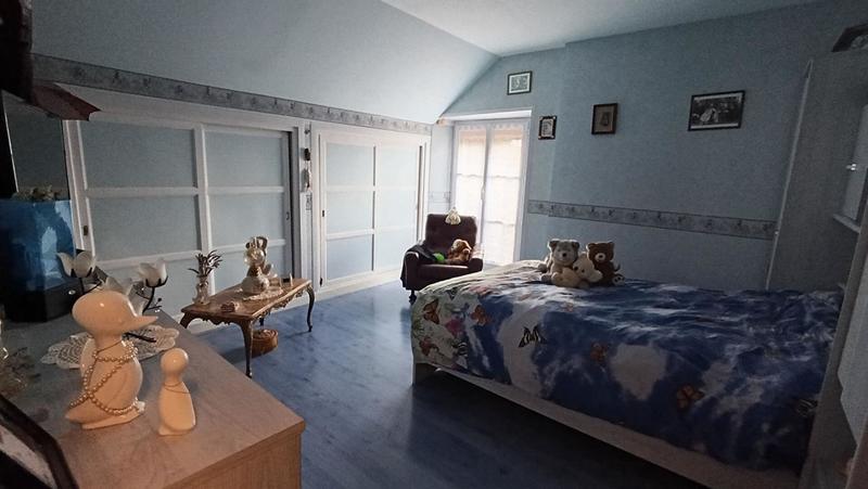 Maison - 99 m² - 6 pièces